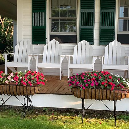 Maguire House Bed And Breakfast Ashburnham Екстериор снимка