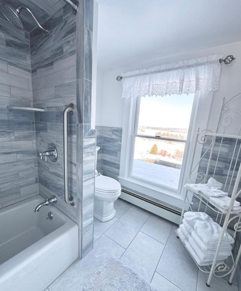 Maguire House Bed And Breakfast Ashburnham Екстериор снимка